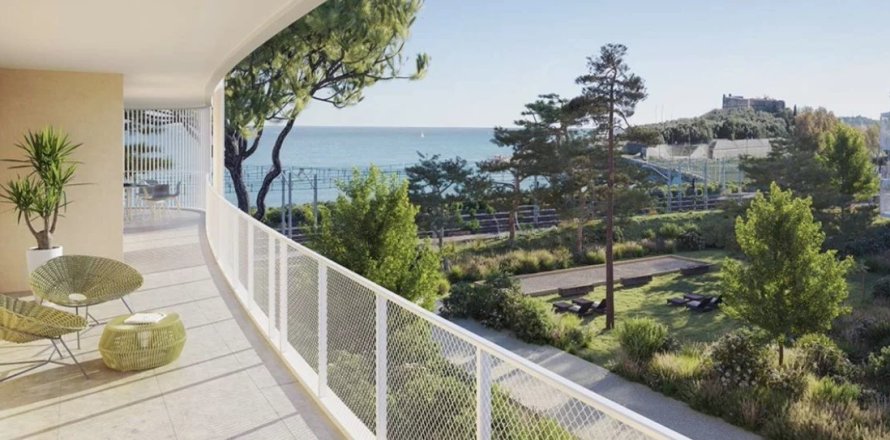 3 bedrooms Apartment in Antibes, France No. 69349