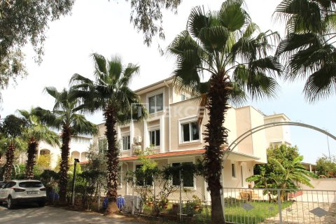 3+1 Villa in Serik, Turkey No. 21708 29