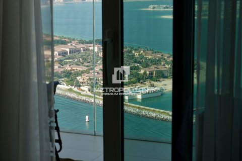 Квартира с 2 спальнями в EMAAR Beachfront, ОАЭ №28152 4