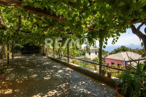 3 bedrooms Building in Mouresi, Greece No. 28025 2