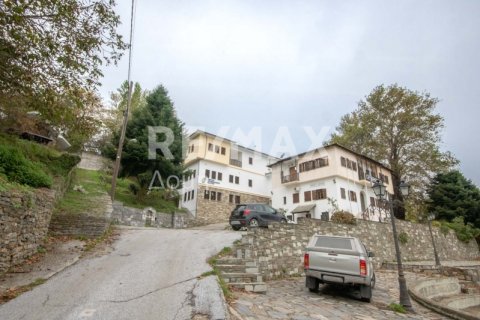 366m² House à Mouresi, Greece No. 27987 24