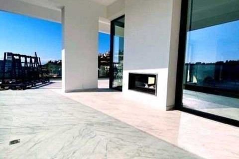 3 bedrooms Penthouse in Germasogeia, Cyprus No. 77723 15
