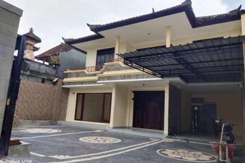 3 bedrooms House in Denpasar, Indonesia No. 23391 11