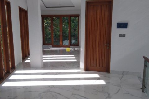 4 bedrooms Villa in South Kuta, Indonesia No. 23334 14