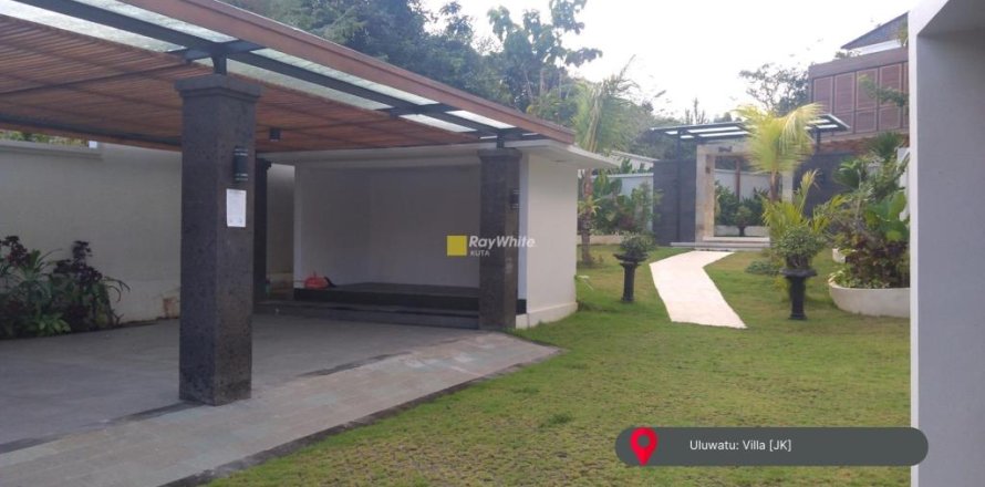 4 bedrooms Villa in South Kuta, Indonesia No. 23334