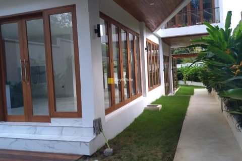 4 dormitorios Villa en South Kuta, Indonesia No. 23334 11