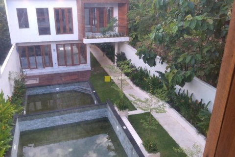 4 bedrooms Villa in South Kuta, Indonesia No. 23334 8