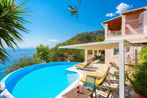 150m² Villa en Corfu, Greece No. 55781 1