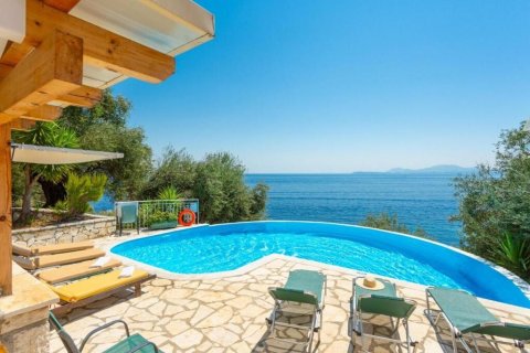 150m² Villa in Corfu, Greece No. 55781 3