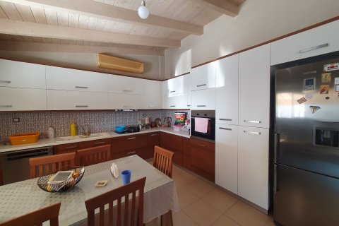 335m² Negocio en Ierapetra, Greece No. 55792 14