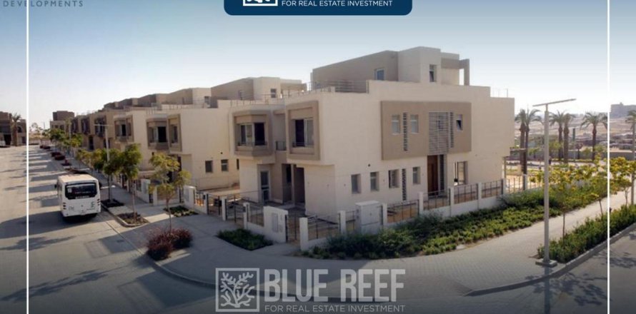 3 bedrooms Townhouse in Palm Hills New Cairo, Egypt No. 38358