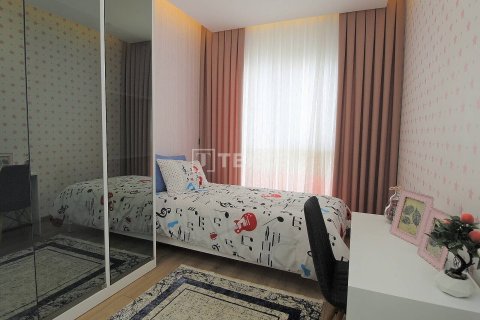 Квартира 3+1 в Пендик, Турция №72686 18