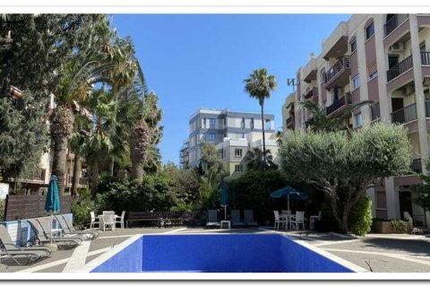 3 dormitorios Apartment en Germasogeia, Cyprus No. 65690 16