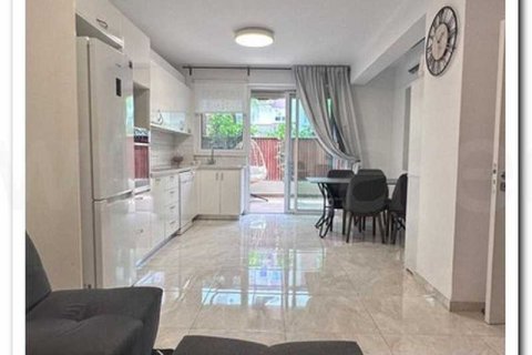 3 dormitorios Apartment en Germasogeia, Cyprus No. 65690 6