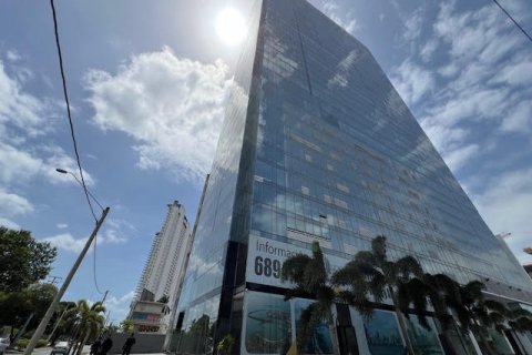 250m² Office en Panamá, Panama No. 70609 1