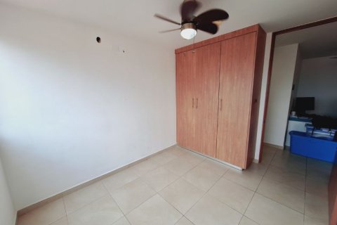 3 dormitorios Apartment en Panamá, Panama No. 70612 20