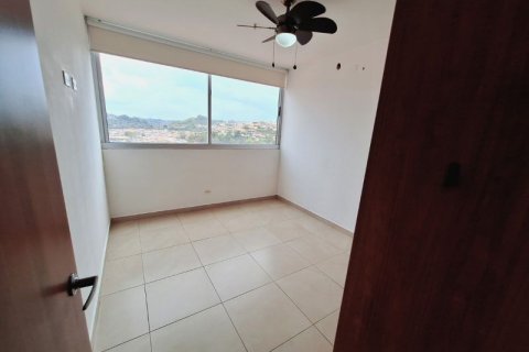 3 dormitorios Apartment en Panamá, Panama No. 70612 18