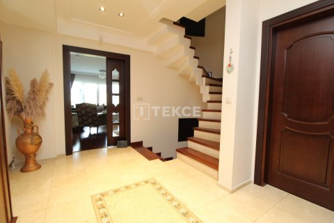 6+1 Villa en Istanbul, Turkey No. 12693 13