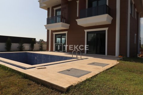 5+1 Villa en Dosemealti, Turkey No. 11590 4