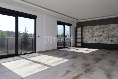 5+1 Villa en Dosemealti, Turkey No. 11590 11