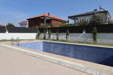 5+1 Villa à Dosemealti, Turkey No. 11590 3