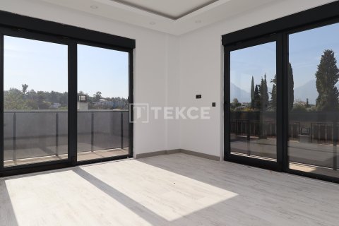 5+1 Villa en Dosemealti, Turkey No. 11590 18