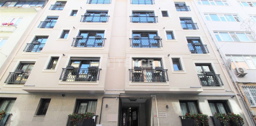 1+1 Appartement à Istanbul, Turkey No. 11621