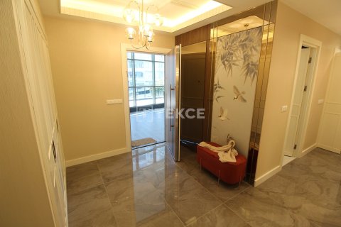 3+1 Apartment en Esenyurt, Turkey No. 20713 15