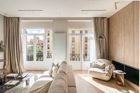 2 dormitorios Apartment en Madrid, Spain No. 26922 3