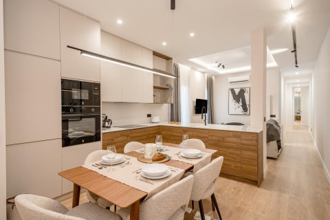 3 bedrooms Apartment in Madrid, Spain No. 26923 2