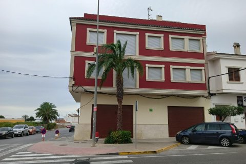 249m² Commercial property à Los Montesinos, Spain No. 26580 11