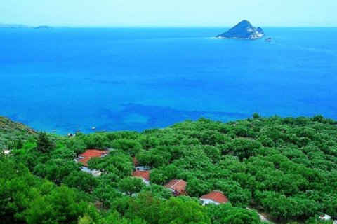 Land en Zakynthos, Greece No. 24588 2