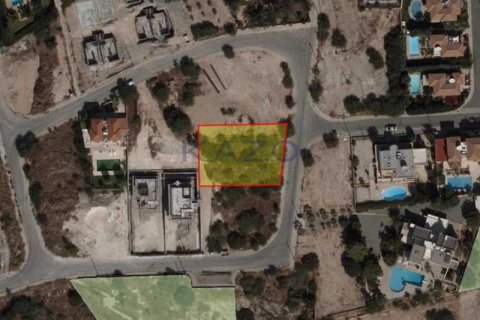 890m² Land en Agios Tychonas, Cyprus No. 64733 1