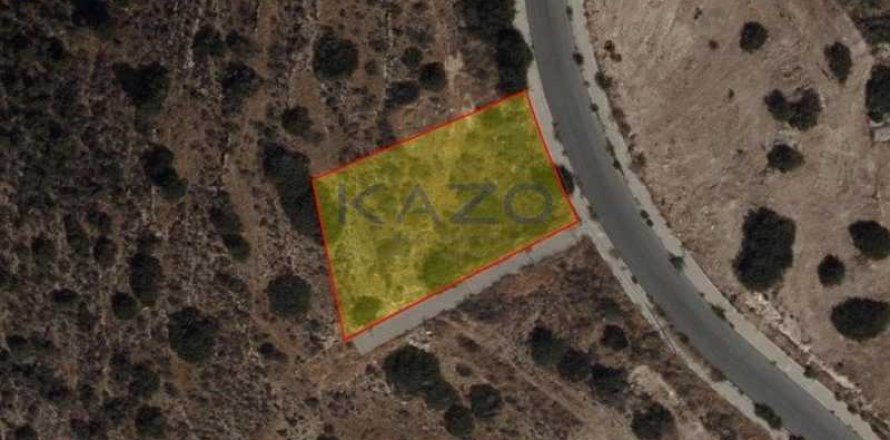 824m² Land in Germasogeia, Cyprus No. 64737