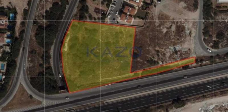 5815m² Land en Mouttagiaka, Cyprus No. 64732