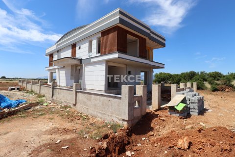 6+1 Villa à Dosemealti, Turkey No. 14739 7