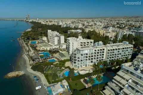 2 dormitorios Apartment en Germasogeia, Cyprus No. 40751 8