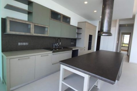 3 dormitorios Apartment en Limassol, Cyprus No. 51400 4