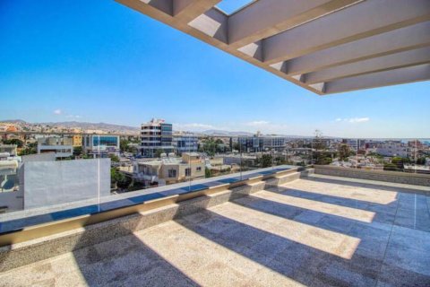 3 bedrooms Apartment in Limassol, Cyprus No. 51378 11