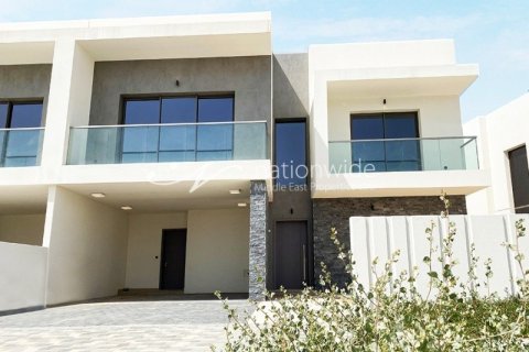 4 dormitorios Townhouse en  Yas Island, UAE No. 3329 3