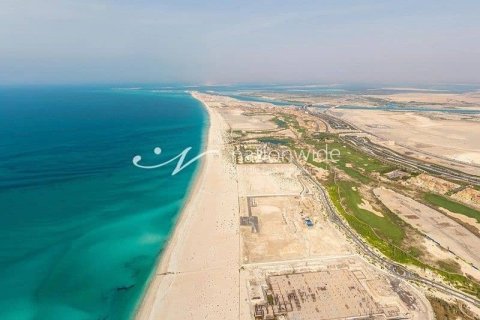 929m² Land à Yas Island, UAE No. 3332 7