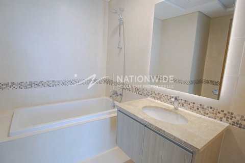 3 bedrooms Apartment on the Yas Island, UAE No. 3331 11