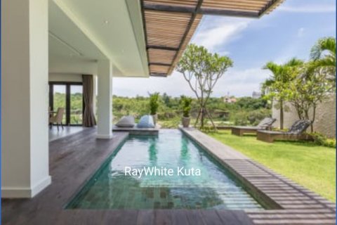 3 bedrooms Villa in Ungasan, Indonesia No. 23468 18