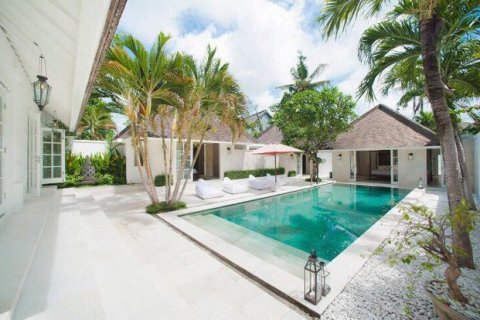 4 bedrooms Villa in Dalung, Indonesia No. 23466 2