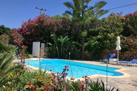 5 bedrooms Villa in Chania, Greece No. 23975 25