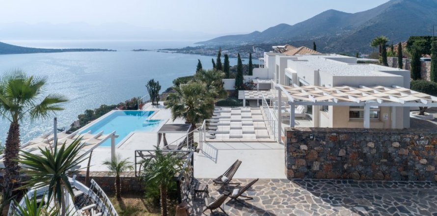 6 bedrooms Villa in Lasithi, Greece No. 23972