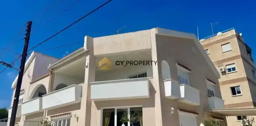 6 dormitorios House en Larnaca, Cyprus No. 30562