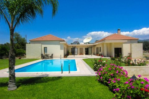 4 dormitorios Villa en Limassol, Cyprus No. 51506 1