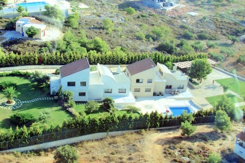 7 bedrooms Villa in Chania, Greece No. 24091 30