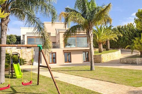 7 bedrooms Villa in Chania, Greece No. 24091 5